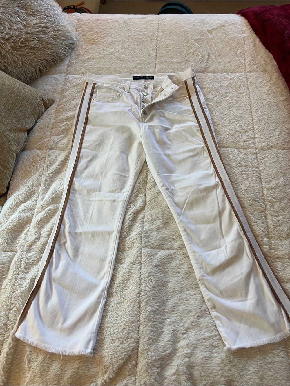 Veronica Beard High Rise Carolyn Baby Boot White Button Fly Jeans, Size 29